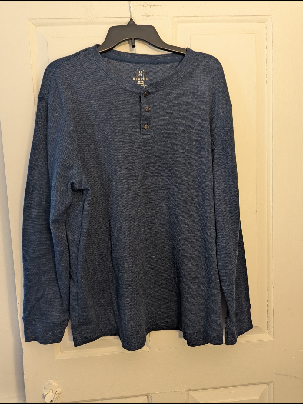 George Men's Heather Navy Long-Sleeve Henley Shirt